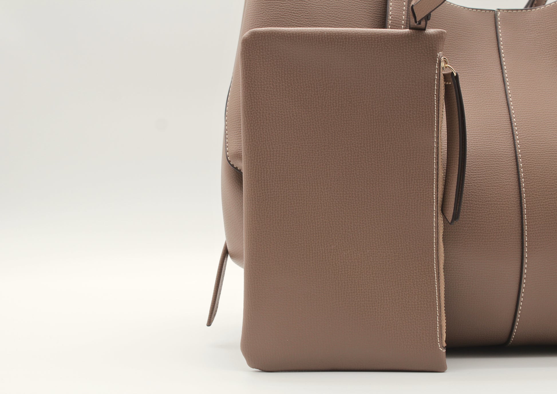 Mini Tote Bag Maila in Wurzel – herausnehmbare Innentasche mit Reißverschluss