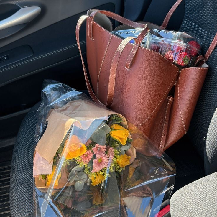 Tote Bag Maila Cognac, Foto einer Kundin